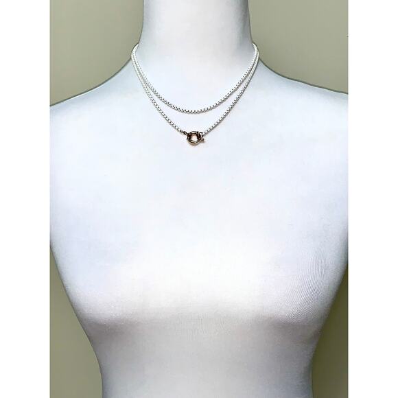 ITS sense White Enamel Double Box Chain Faux Clasp Pendant Earring Set NWT - Picture 6 of 6